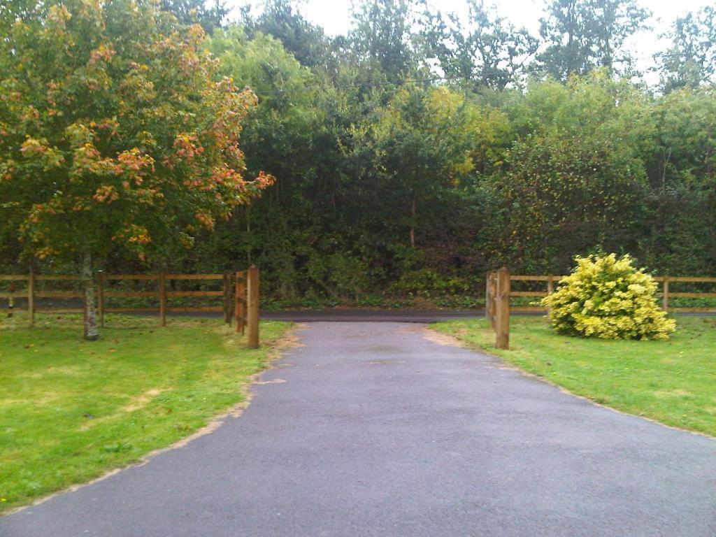 Plumpton House Hotell Ashford  Eksteriør bilde